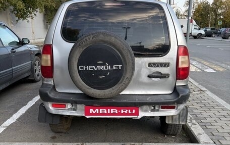 Chevrolet Niva I рестайлинг, 2006 год, 195 000 рублей, 5 фотография