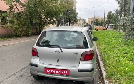 Toyota Yaris I рестайлинг, 2000 год, 380 000 рублей, 6 фотография