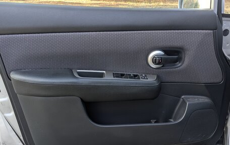 Nissan Tiida, 2008 год, 490 000 рублей, 28 фотография
