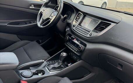 Hyundai Tucson III, 2017 год, 1 855 000 рублей, 15 фотография