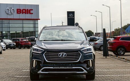 Hyundai Santa Fe III рестайлинг, 2018 год, 1 825 000 рублей, 2 фотография