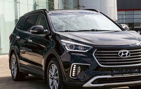 Hyundai Santa Fe III рестайлинг, 2018 год, 1 825 000 рублей, 7 фотография