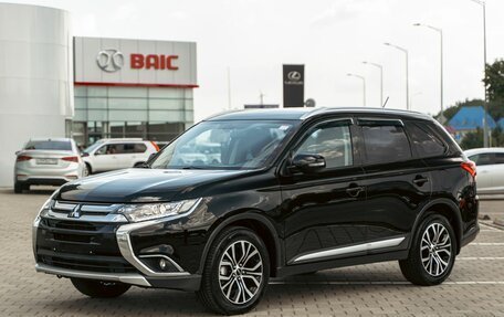 Mitsubishi Outlander III рестайлинг 3, 2018 год, 1 395 000 рублей, 1 фотография