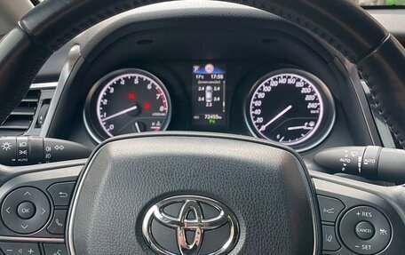 Toyota Camry, 2020 год, 3 280 000 рублей, 7 фотография