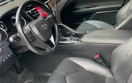 Toyota Camry, 2020 год, 3 280 000 рублей, 13 фотография