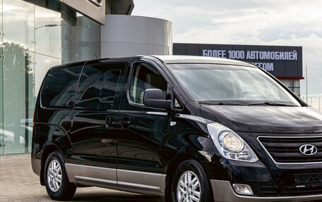 Hyundai H-1 II рестайлинг, 2017 год, 1 995 000 рублей, 7 фотография