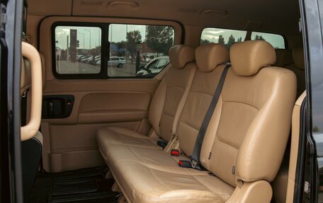 Hyundai H-1 II рестайлинг, 2017 год, 1 995 000 рублей, 16 фотография