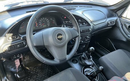 Chevrolet Niva I рестайлинг, 2011 год, 425 000 рублей, 7 фотография