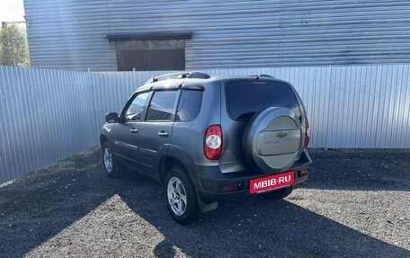 Chevrolet Niva I рестайлинг, 2011 год, 425 000 рублей, 6 фотография