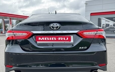 Toyota Camry, 2023 год, 3 850 000 рублей, 4 фотография