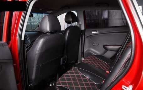 Hyundai Solaris II рестайлинг, 2013 год, 800 000 рублей, 8 фотография