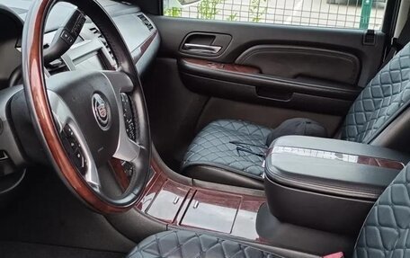 Cadillac Escalade III, 2007 год, 1 350 000 рублей, 4 фотография