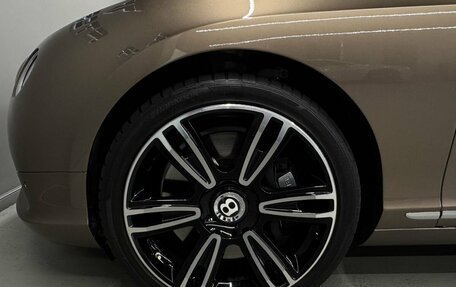 Bentley Continental GT II рестайлинг, 2013 год, 9 994 000 рублей, 23 фотография