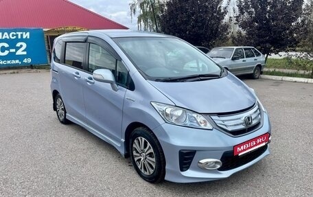 Honda Freed I, 2011 год, 1 160 000 рублей, 2 фотография