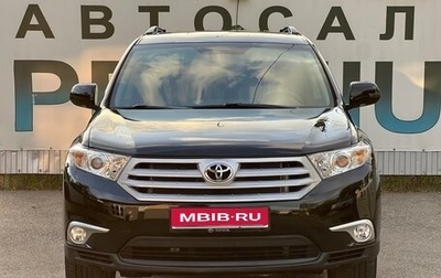 Toyota Highlander III, 2013 год, 1 790 000 рублей, 1 фотография