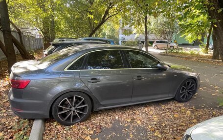 Audi A4, 2017 год, 2 500 000 рублей, 4 фотография