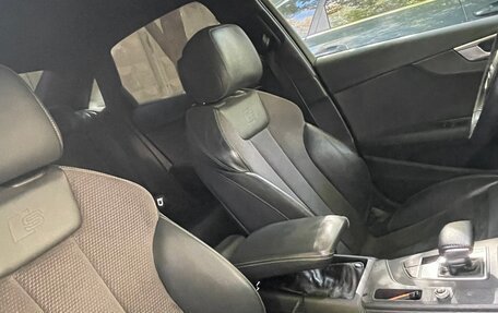 Audi A4, 2017 год, 2 500 000 рублей, 6 фотография