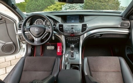 Honda Accord VIII рестайлинг, 2012 год, 1 155 000 рублей, 17 фотография