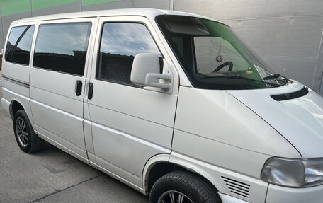 Volkswagen Transporter T4, 2001 год, 750 000 рублей, 2 фотография