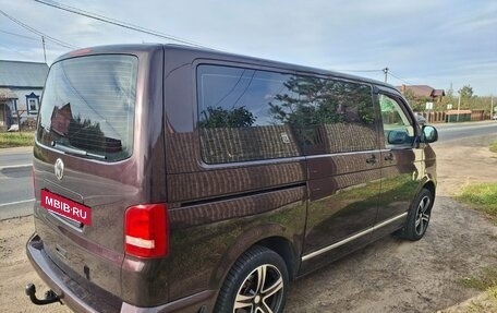 Volkswagen Caravelle T5, 2014 год, 2 350 000 рублей, 6 фотография