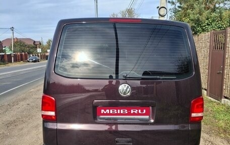 Volkswagen Caravelle T5, 2014 год, 2 350 000 рублей, 10 фотография