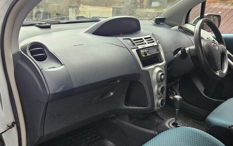 Toyota Vitz, 2005 год, 580 000 рублей, 8 фотография