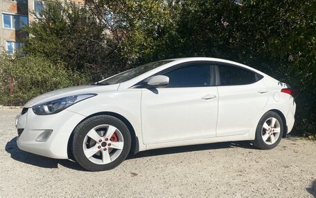 Hyundai Elantra V, 2011 год, 1 200 000 рублей, 2 фотография