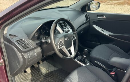 Hyundai Solaris II рестайлинг, 2011 год, 900 000 рублей, 9 фотография