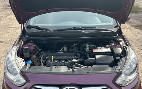 Hyundai Solaris II рестайлинг, 2011 год, 900 000 рублей, 13 фотография