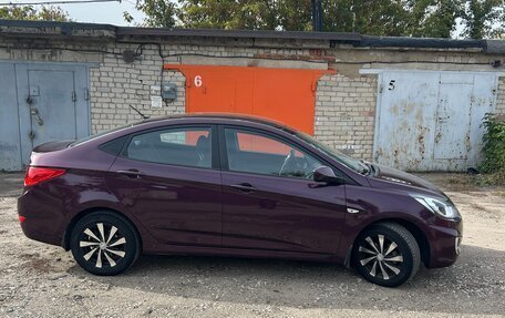 Hyundai Solaris II рестайлинг, 2011 год, 900 000 рублей, 4 фотография