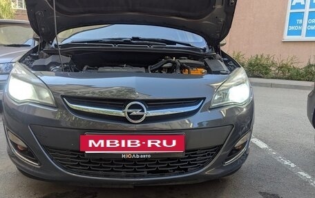 Opel Astra J, 2013 год, 850 000 рублей, 26 фотография