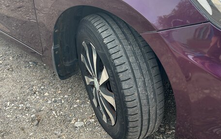 Hyundai Solaris II рестайлинг, 2011 год, 900 000 рублей, 17 фотография