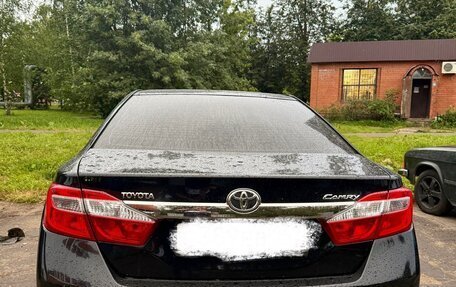 Toyota Camry, 2014 год, 1 700 000 рублей, 2 фотография