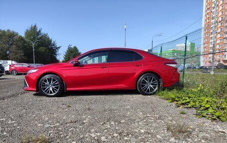 Toyota Camry, 2021 год, 3 400 000 рублей, 4 фотография