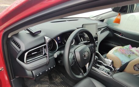 Toyota Camry, 2021 год, 3 400 000 рублей, 8 фотография