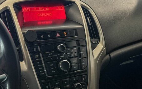 Opel Astra J, 2010 год, 685 000 рублей, 14 фотография