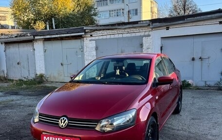 Volkswagen Polo VI (EU Market), 2011 год, 699 000 рублей, 1 фотография