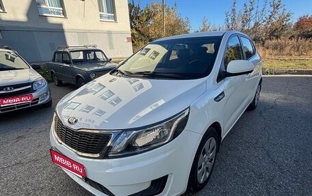 KIA Rio III рестайлинг, 2014 год, 999 999 рублей, 1 фотография