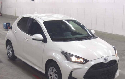 Toyota Yaris, 2022 год, 1 290 000 рублей, 1 фотография