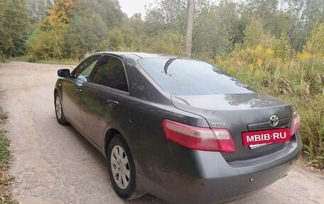 Toyota Camry, 2007 год, 815 000 рублей, 3 фотография