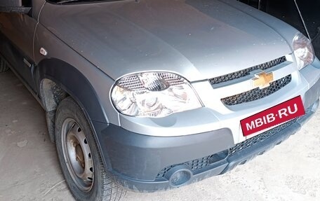 Chevrolet Niva I рестайлинг, 2014 год, 580 000 рублей, 4 фотография