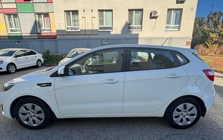 KIA Rio III рестайлинг, 2014 год, 999 999 рублей, 5 фотография