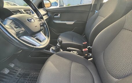 KIA Rio III рестайлинг, 2014 год, 999 999 рублей, 8 фотография