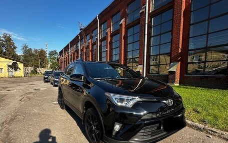 Toyota RAV4, 2019 год, 3 200 000 рублей, 3 фотография