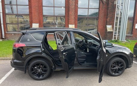 Toyota RAV4, 2019 год, 3 200 000 рублей, 8 фотография