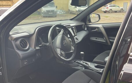 Toyota RAV4, 2019 год, 3 200 000 рублей, 18 фотография