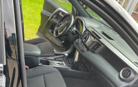 Toyota RAV4, 2019 год, 3 200 000 рублей, 19 фотография