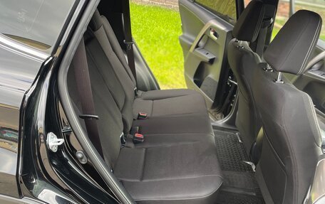 Toyota RAV4, 2019 год, 3 200 000 рублей, 21 фотография