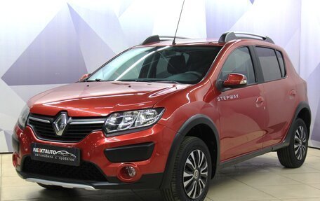 Renault Sandero II рестайлинг, 2016 год, 750 000 рублей, 1 фотография