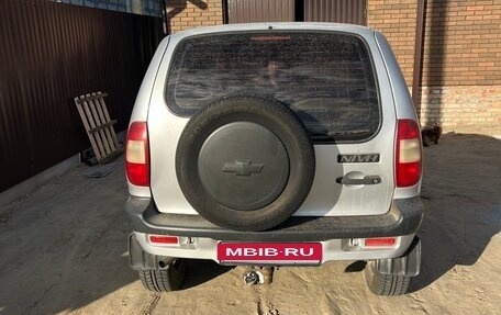 Chevrolet Niva I рестайлинг, 2003 год, 315 000 рублей, 4 фотография